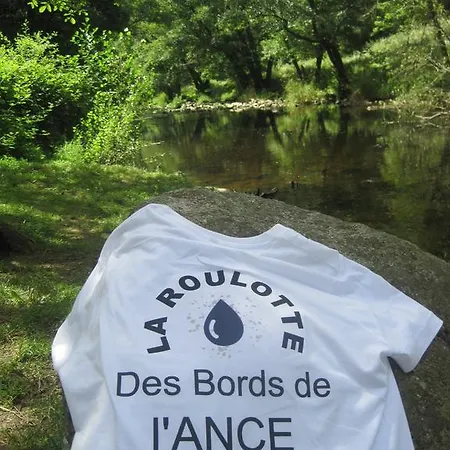 La Roulotte Des Bords De L'ance *