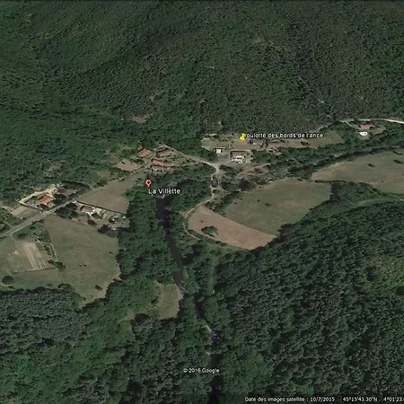 La Roulotte Des Bords De L'ance Tiranges